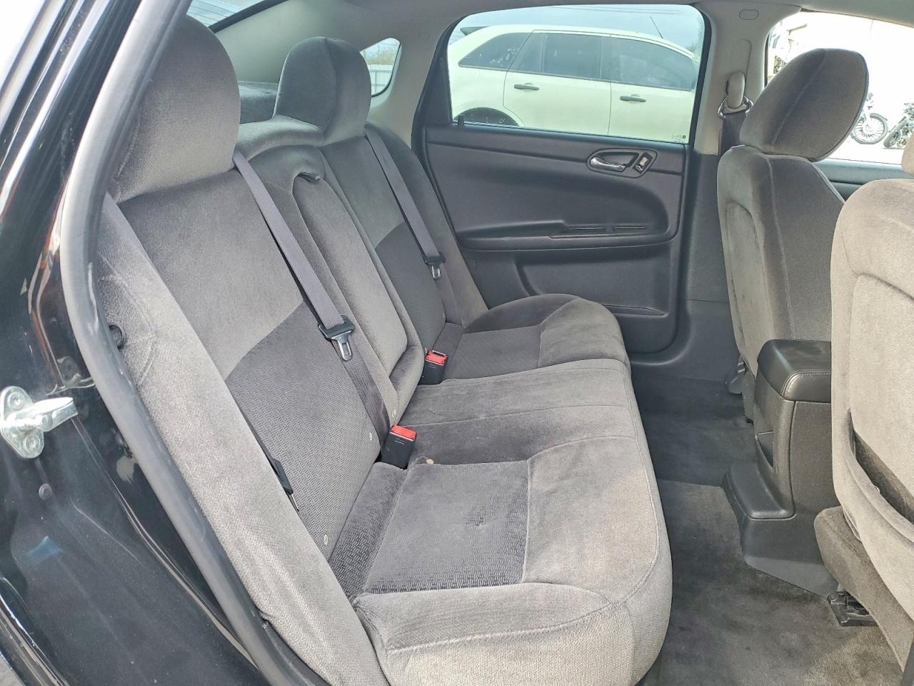 2013 CHEVROLET IMPALA LT photo 19