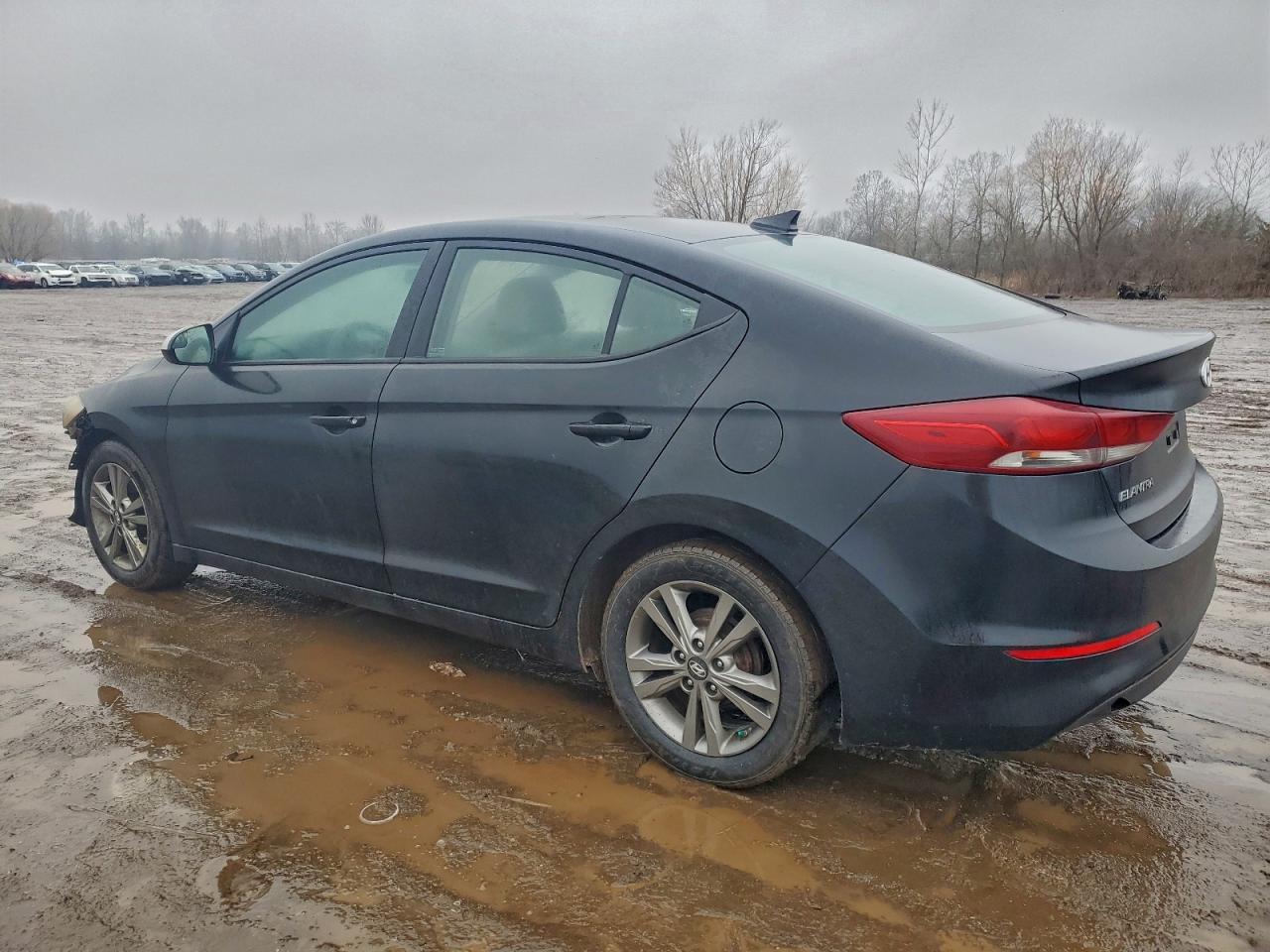 2017 HYUNDAI ELANTRA SE photo 2