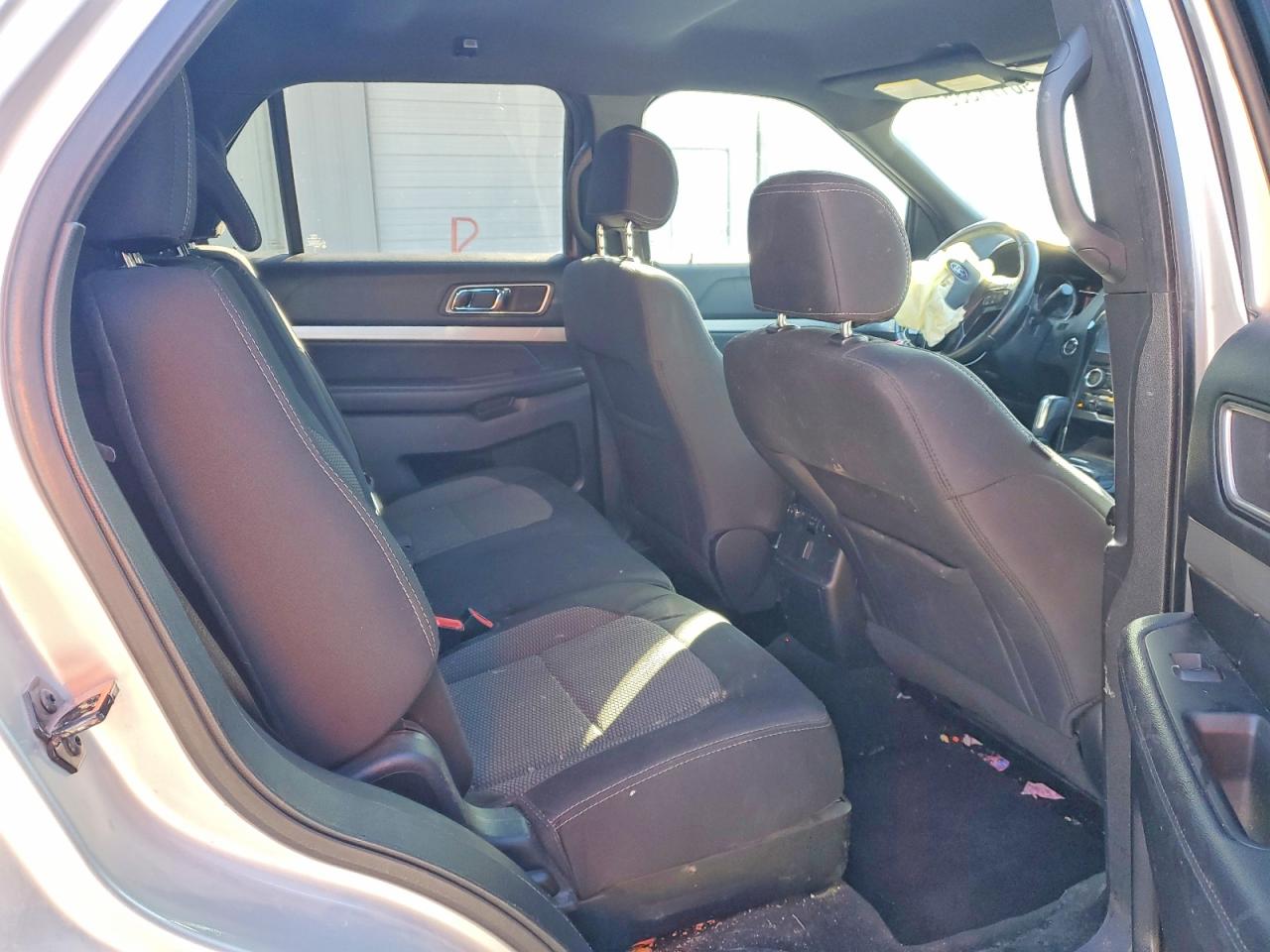 2017 FORD EXPLORER XLT photo 11