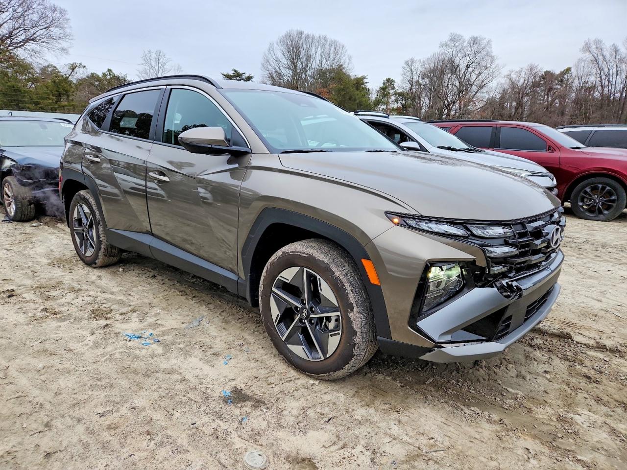 2025 HYUNDAI TUCSON SEL photo 4