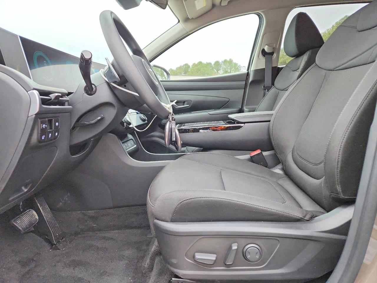 2025 HYUNDAI TUCSON SEL photo 7