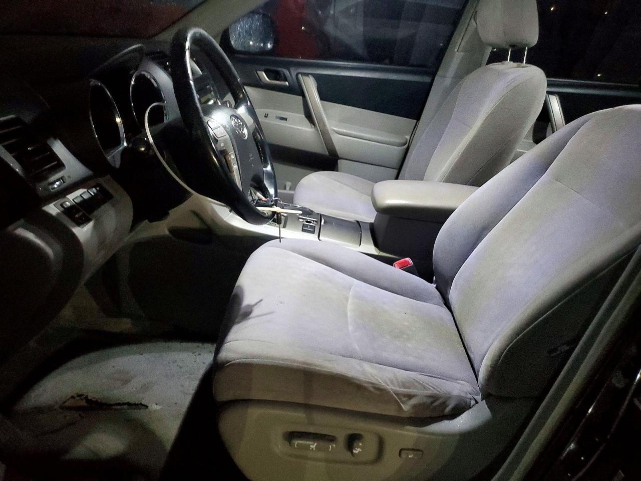 2008 TOYOTA HIGHLANDER SPORT photo 7