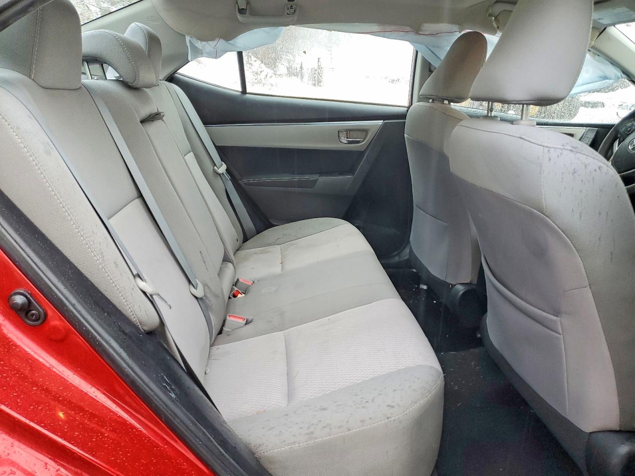 2015 TOYOTA COROLLA L photo 10