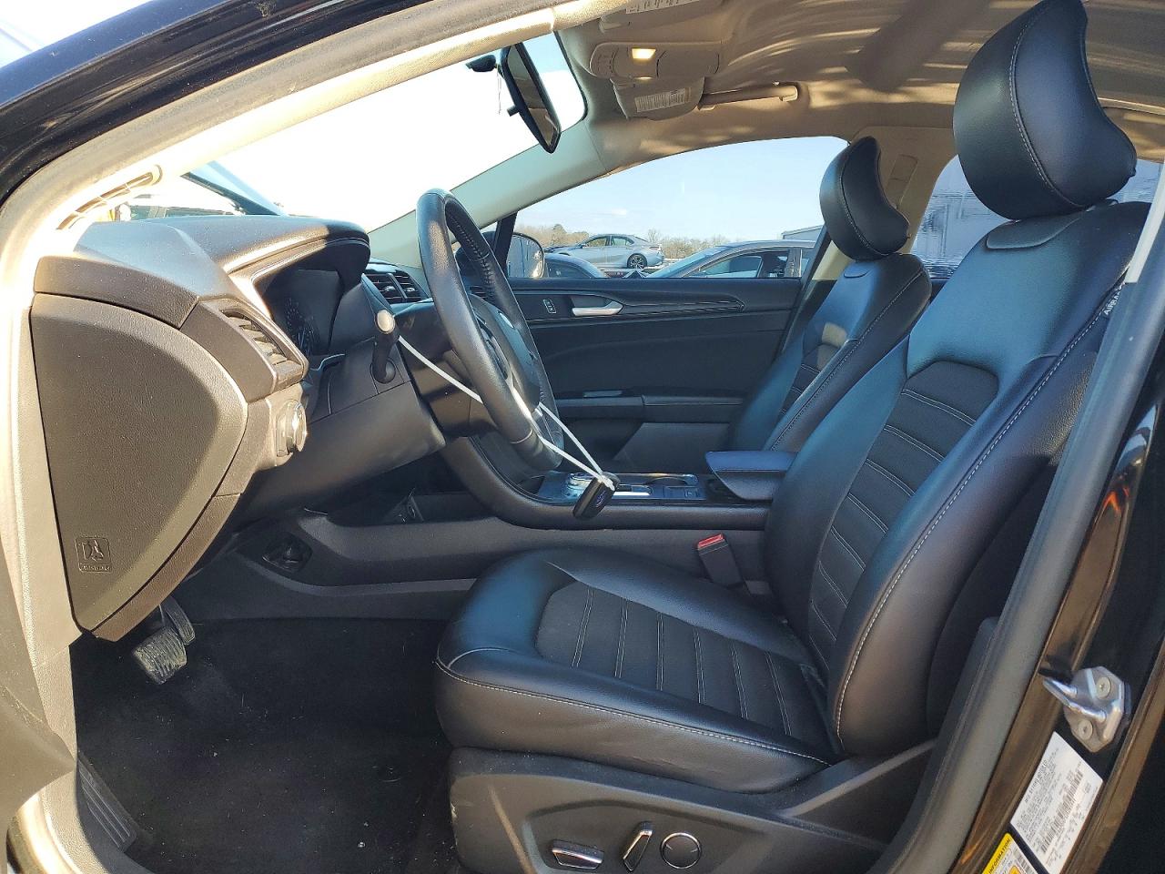 2018 FORD FUSION SE photo 7