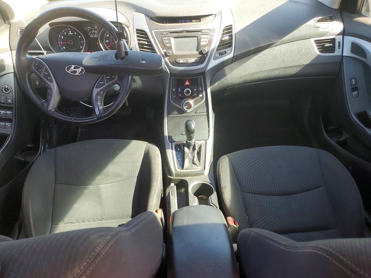 2015 HYUNDAI ELANTRA SE photo 8