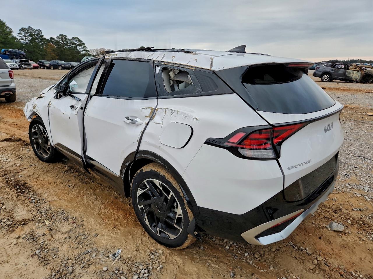 2025 KIA SPORTAGE SX PRESTIGE photo 2