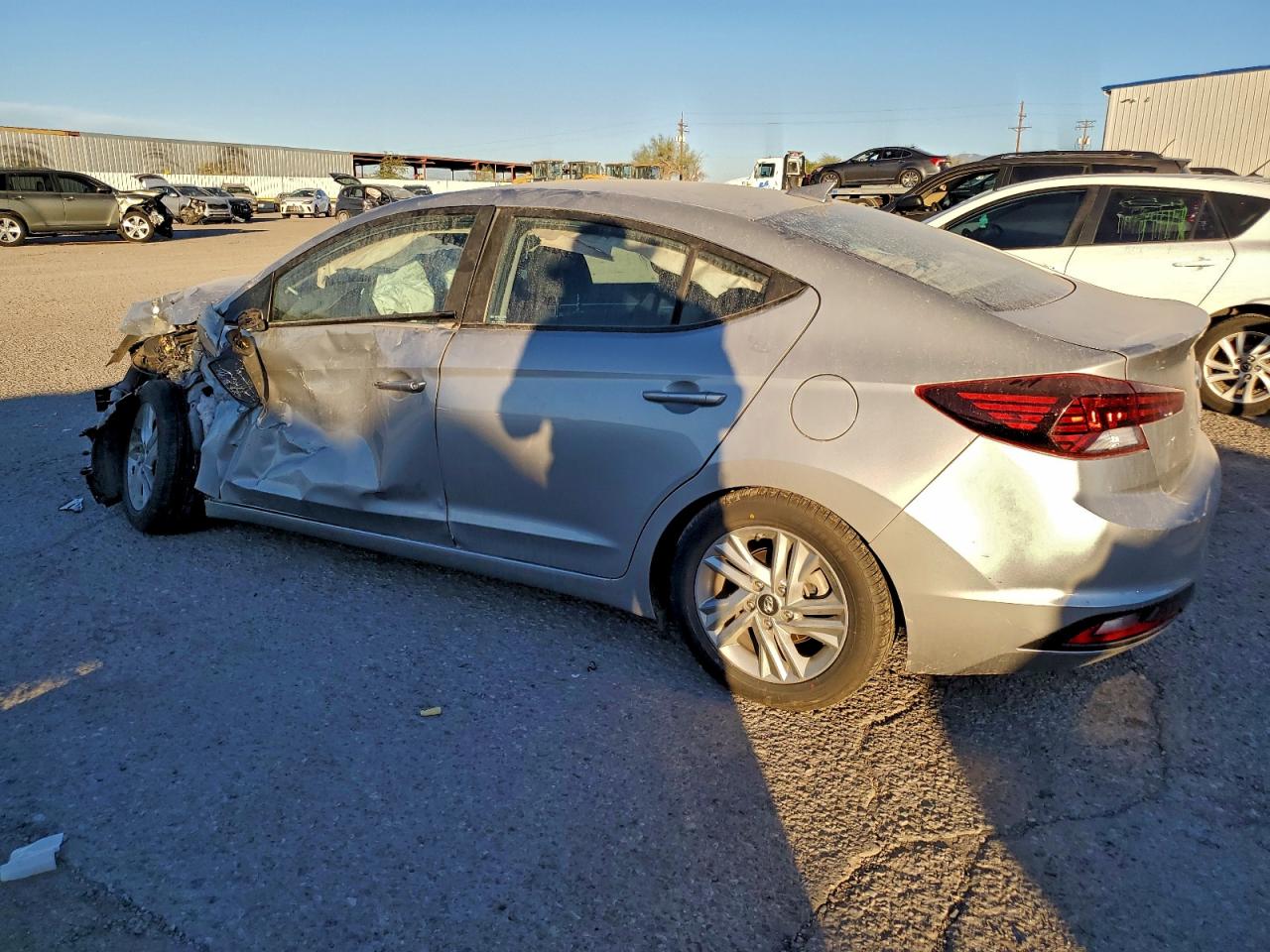 2020 HYUNDAI ELANTRA SEL photo 2