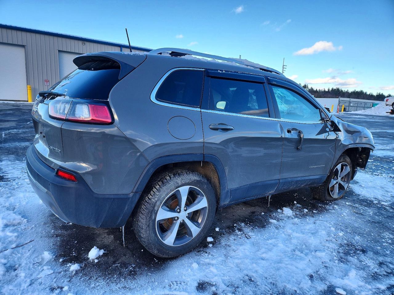 2019 JEEP CHEROKEE LIMITED photo 3