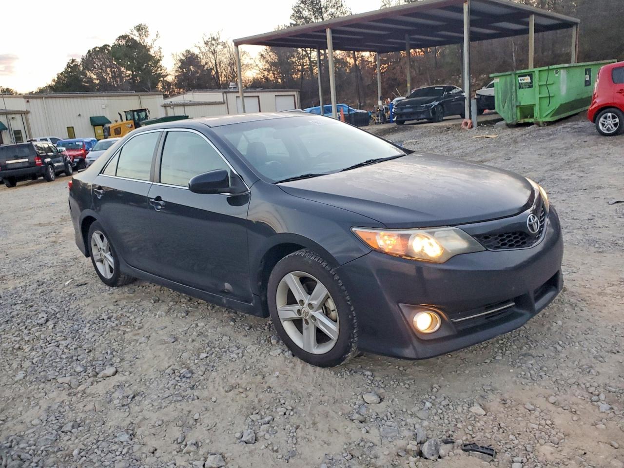 2012 TOYOTA CAMRY BASE photo 4