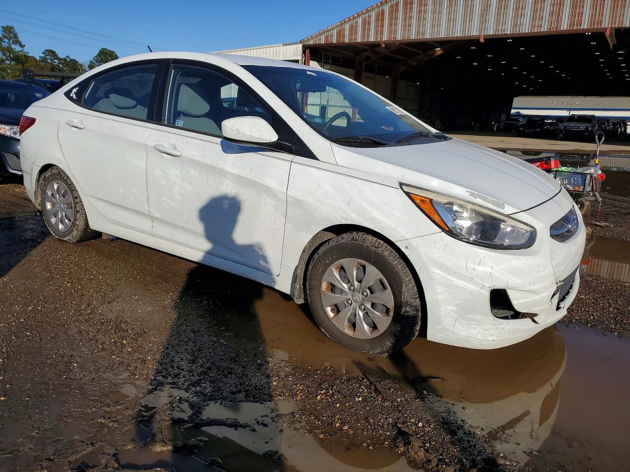 2015 HYUNDAI ACCENT GLS photo 4