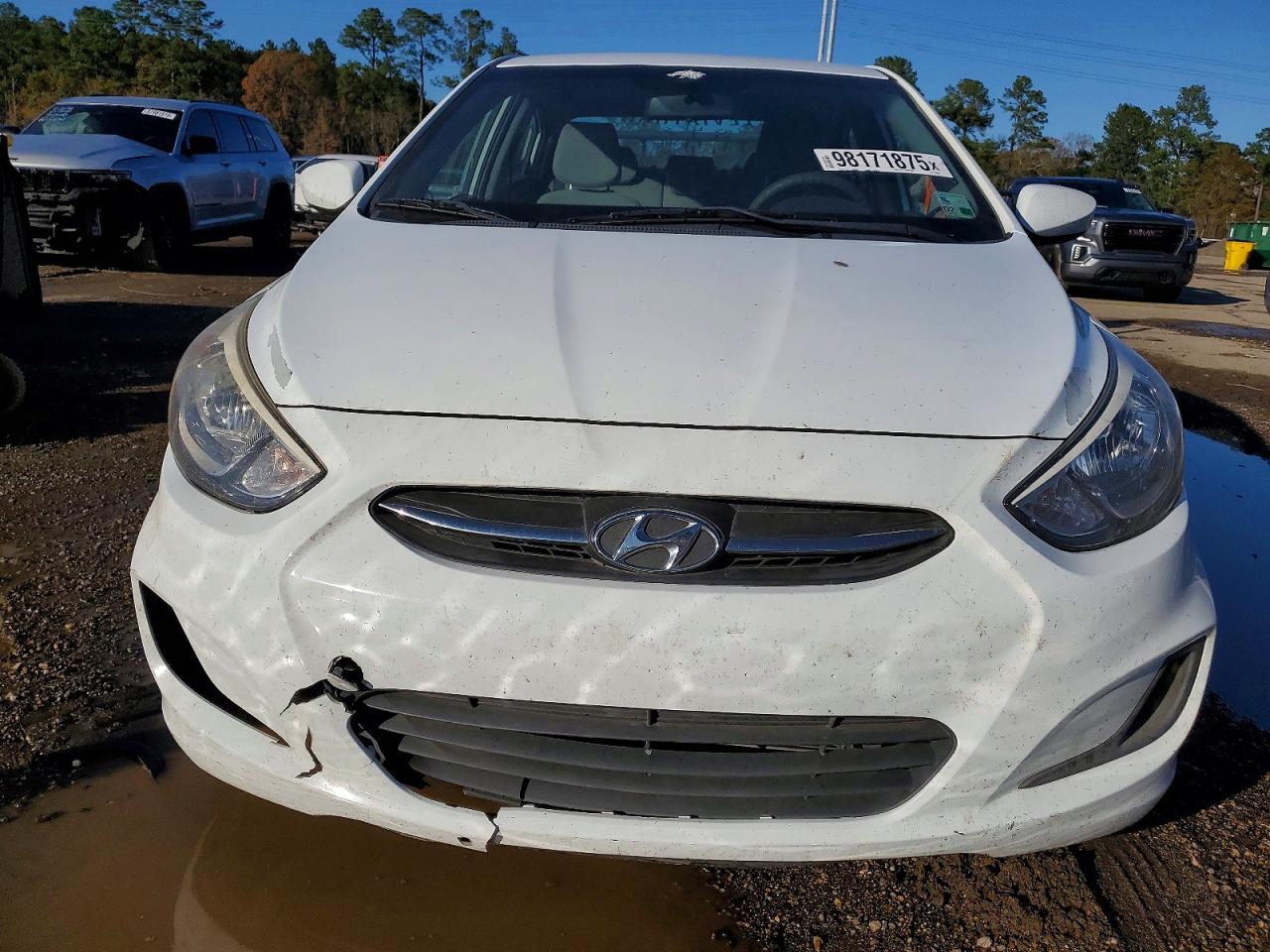 2015 HYUNDAI ACCENT GLS photo 5