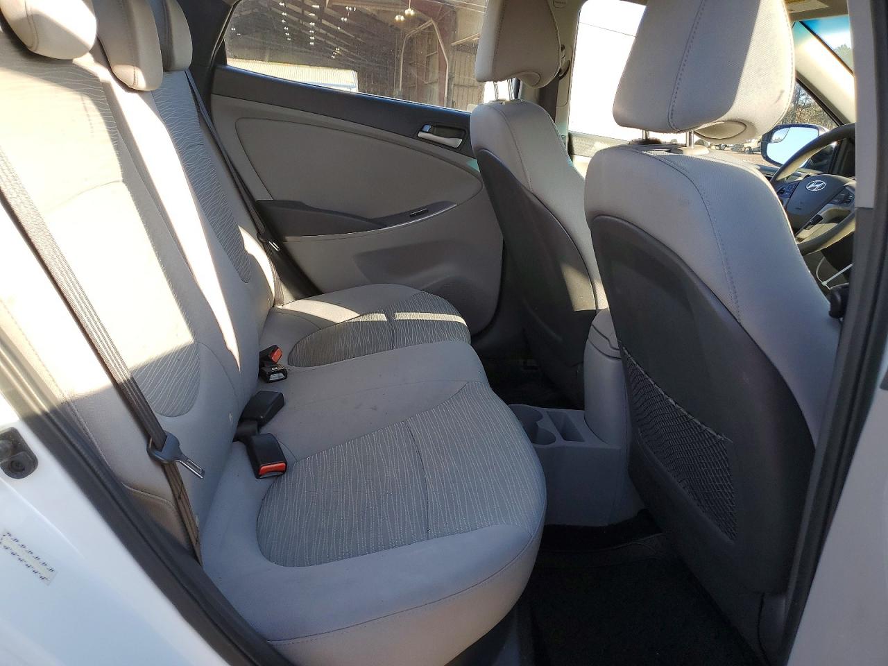 2015 HYUNDAI ACCENT GLS photo 10