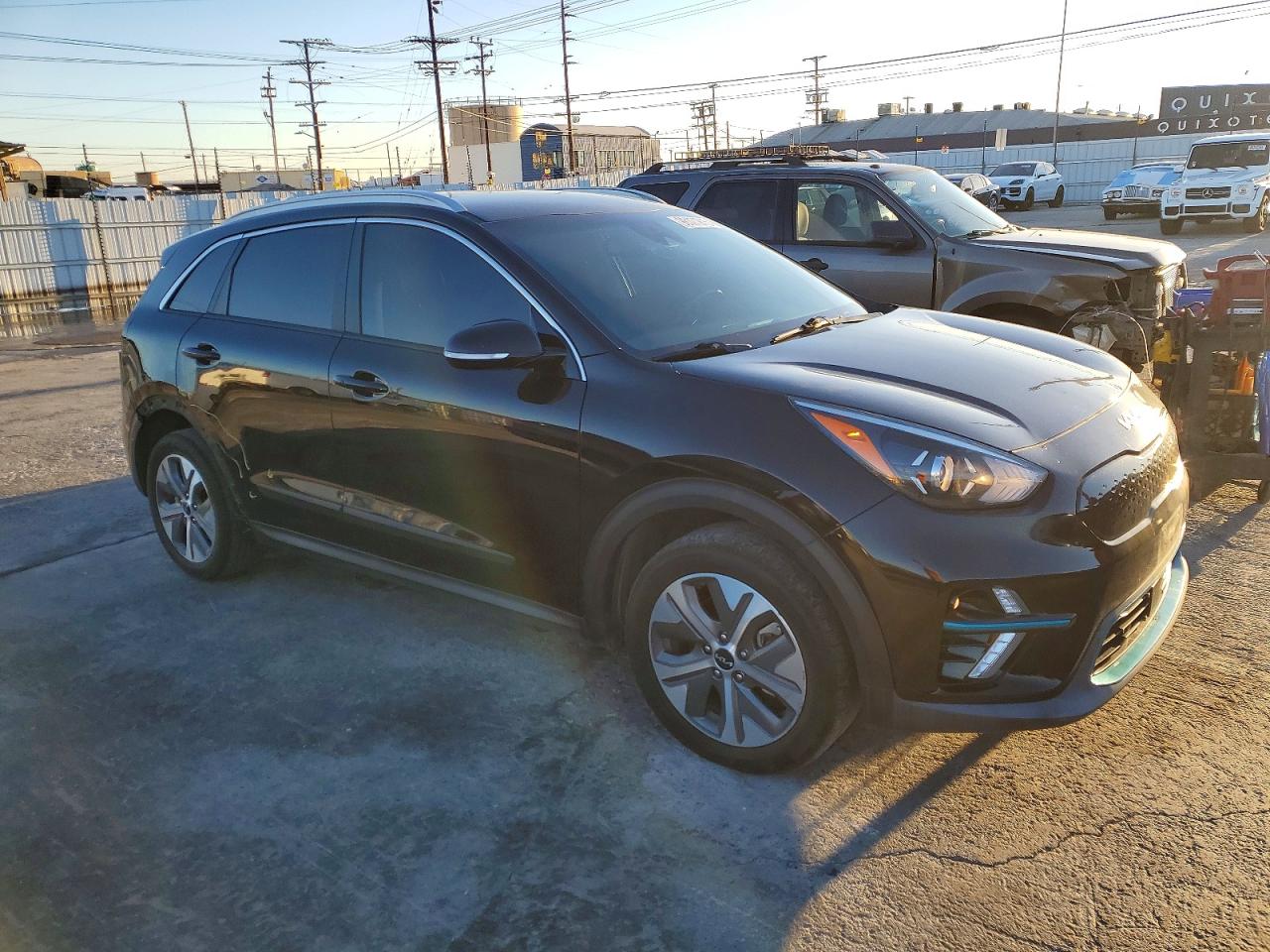 2022 KIA NIRO S photo 7