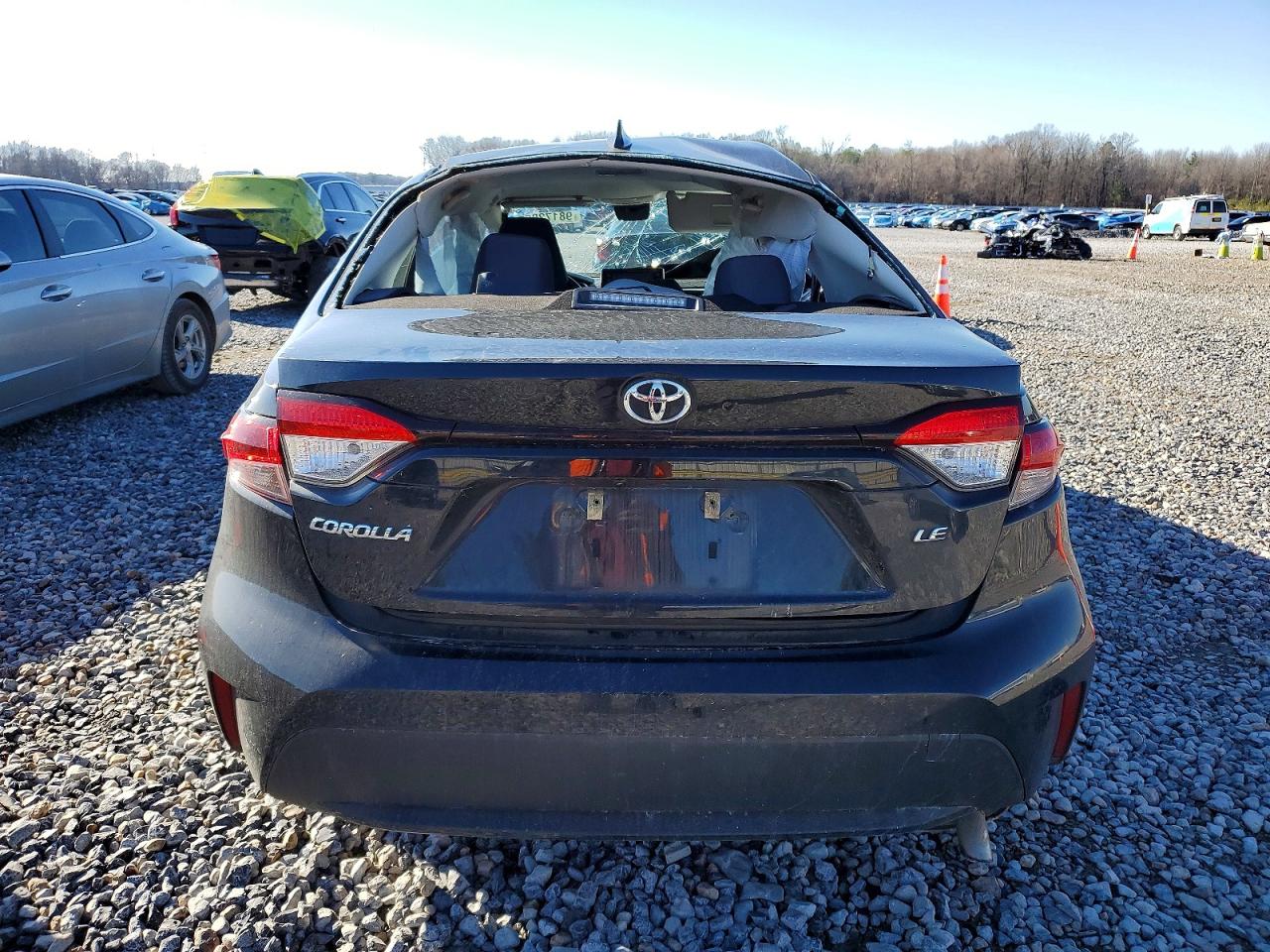 2020 TOYOTA COROLLA LE photo 6