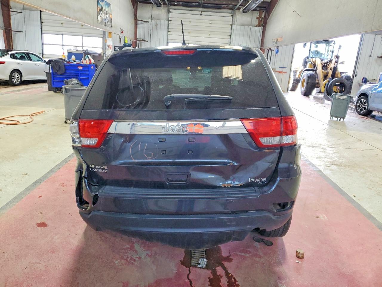 2012 JEEP GRAND CHEROKEE LAREDO photo 6