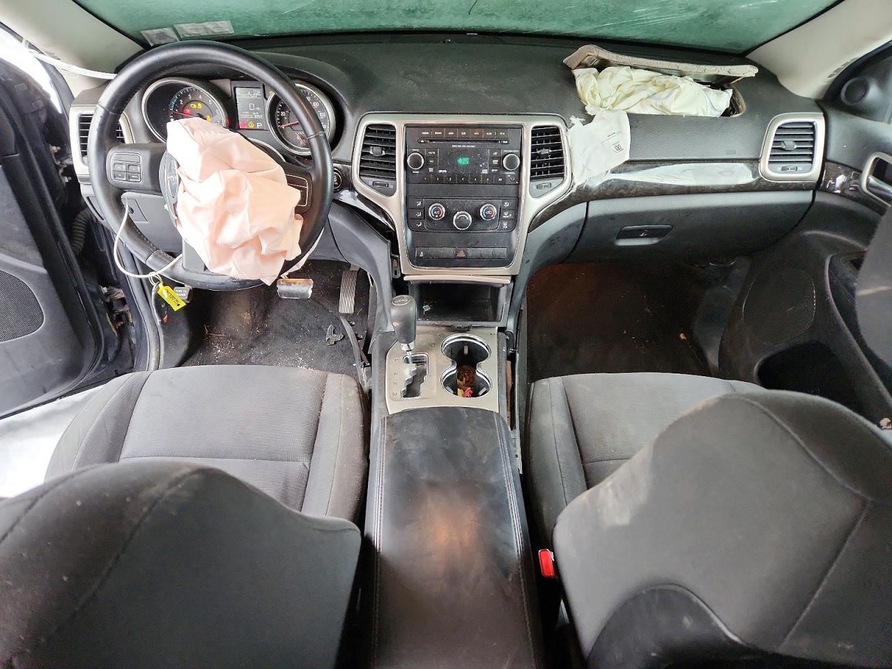 2012 JEEP GRAND CHEROKEE LAREDO photo 8