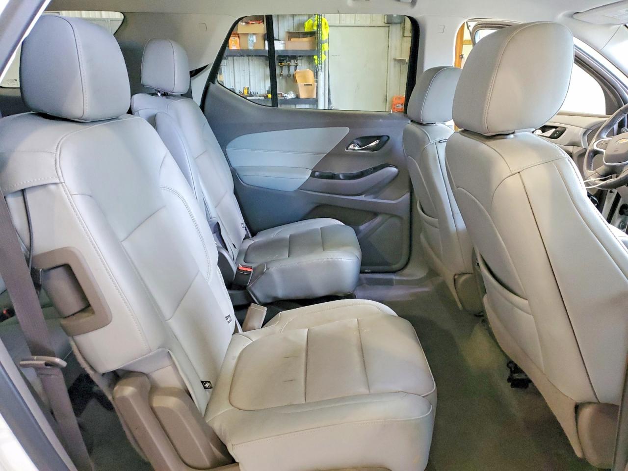 2020 CHEVROLET TRAVERSE LT photo 11