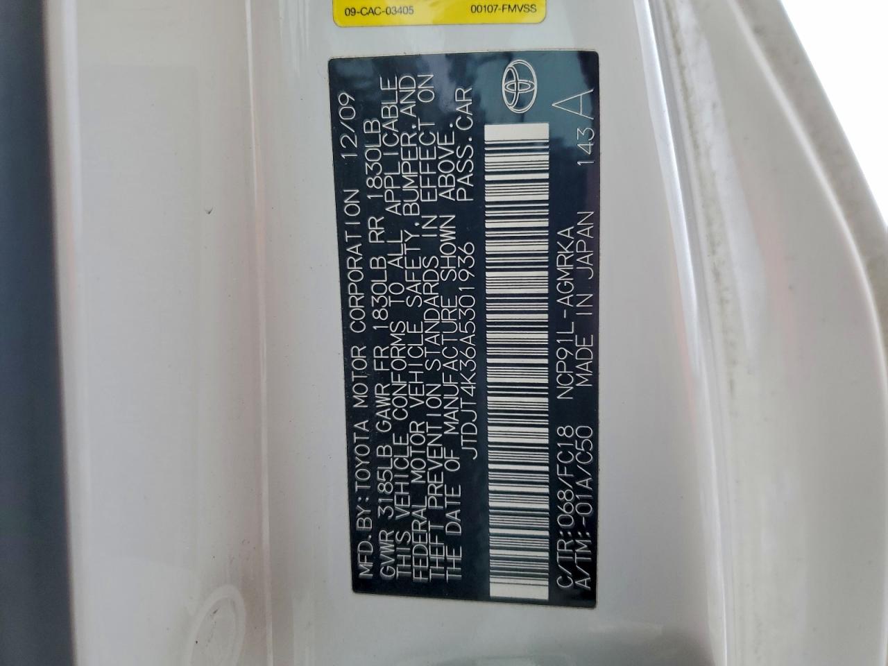 2010 TOYOTA YARIS photo 23