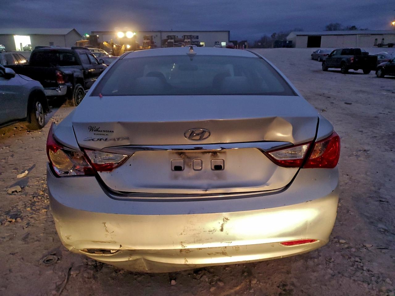 2011 HYUNDAI SONATA GLS photo 6