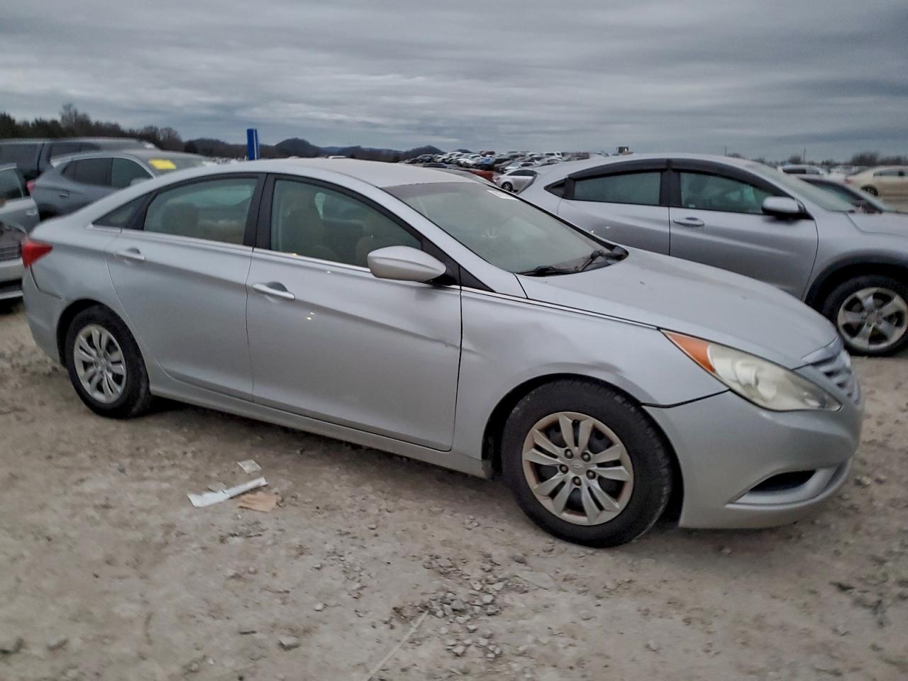 2011 HYUNDAI SONATA GLS photo 4