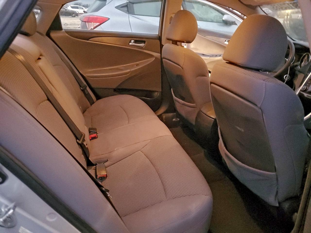 2011 HYUNDAI SONATA GLS photo 10