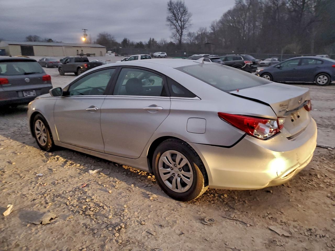 2011 HYUNDAI SONATA GLS photo 2