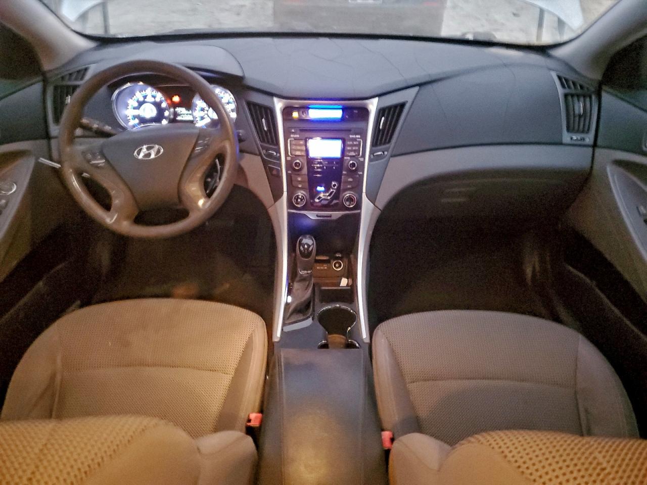 2011 HYUNDAI SONATA GLS photo 8