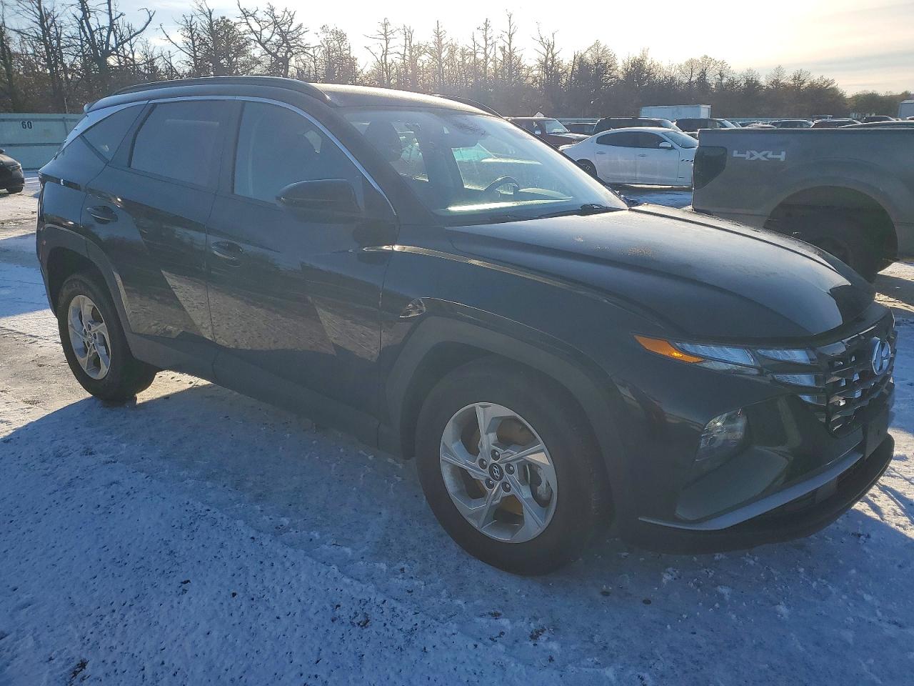 2024 HYUNDAI TUCSON SEL photo 4