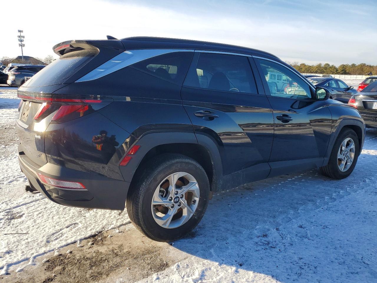 2024 HYUNDAI TUCSON SEL photo 3