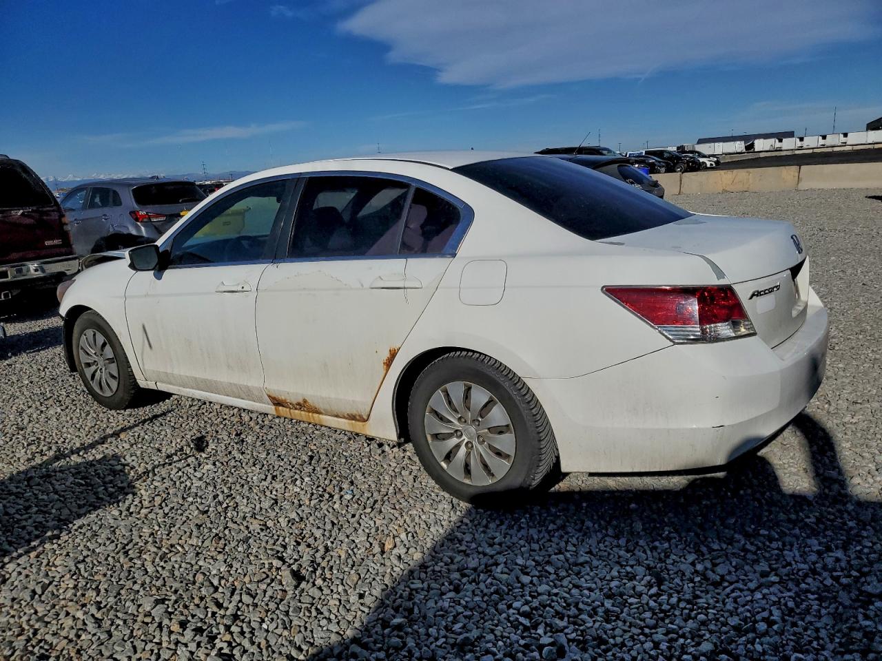 2009 HONDA ACCORD LX photo 2