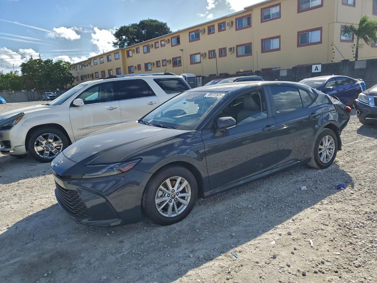 2025 TOYOTA CAMRY