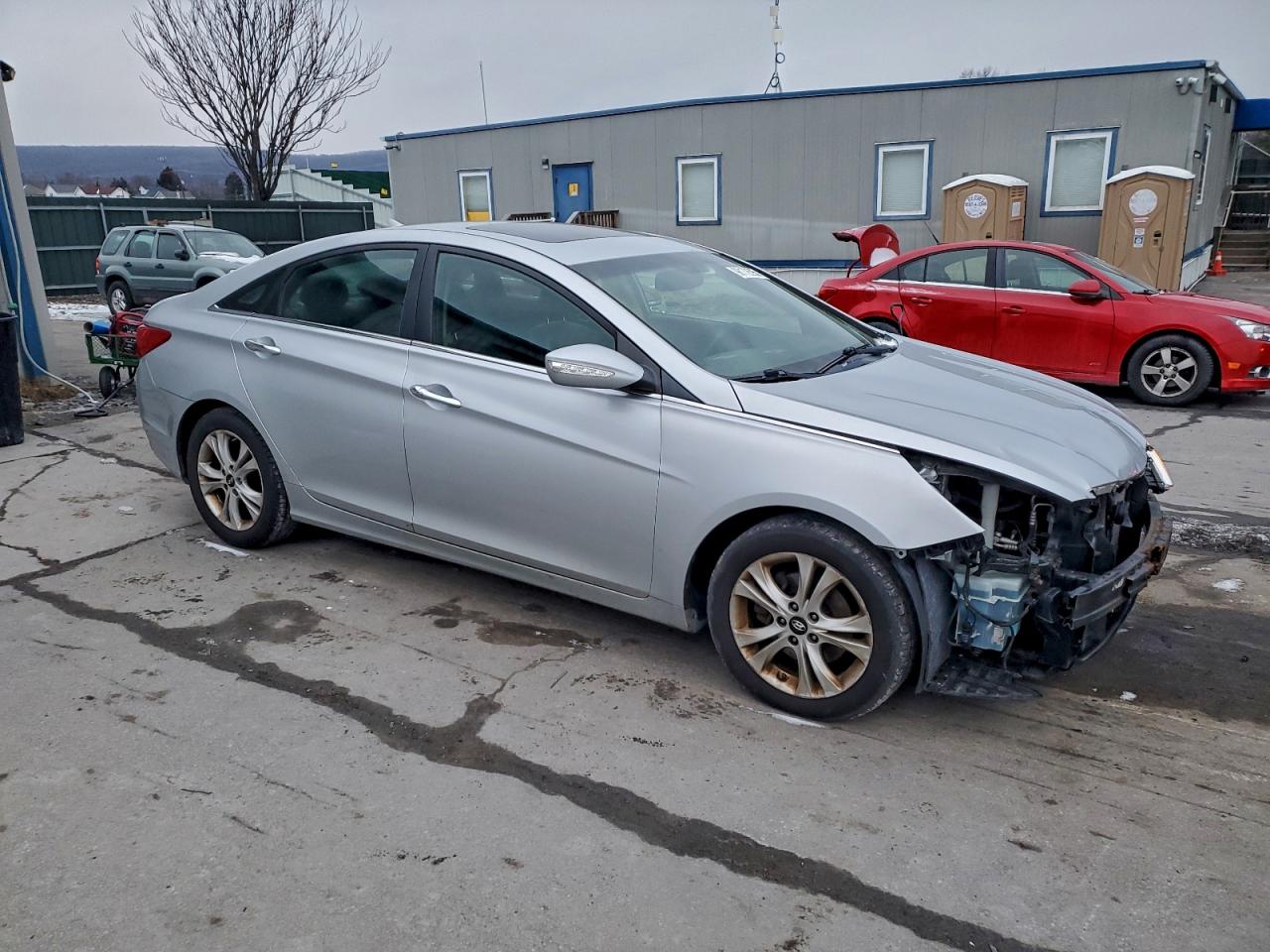 2011 HYUNDAI SONATA SE photo 4