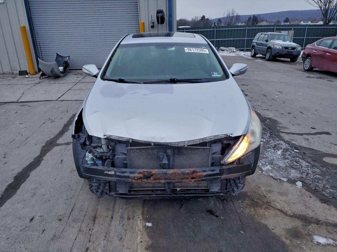 2011 HYUNDAI SONATA SE photo 5