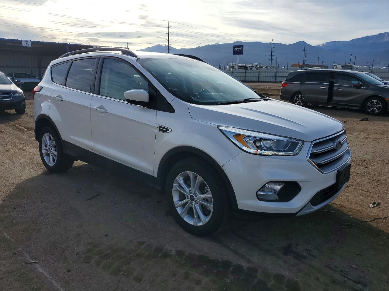 2019 FORD ESCAPE SEL photo 4