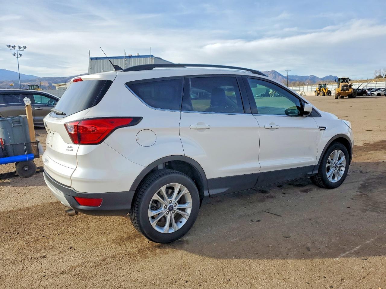 2019 FORD ESCAPE SEL photo 3