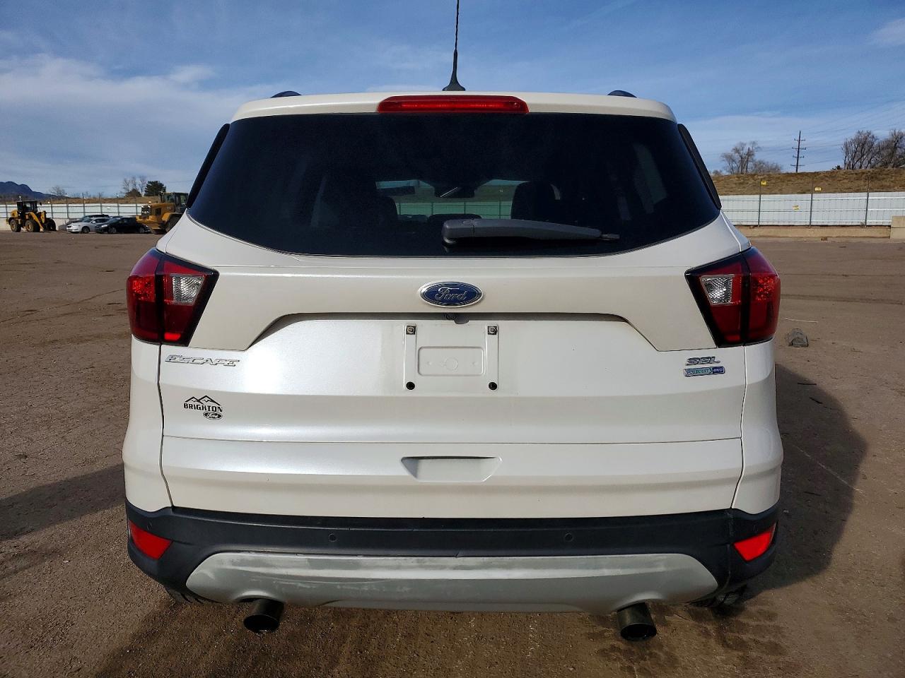 2019 FORD ESCAPE SEL photo 6