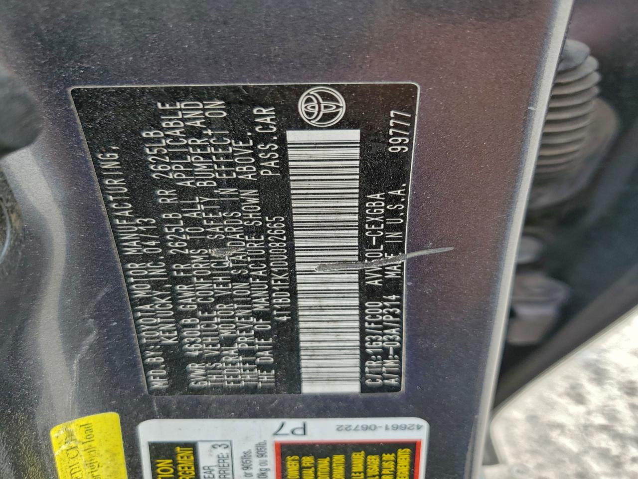 2013 TOYOTA CAMRY HYBRID photo 12
