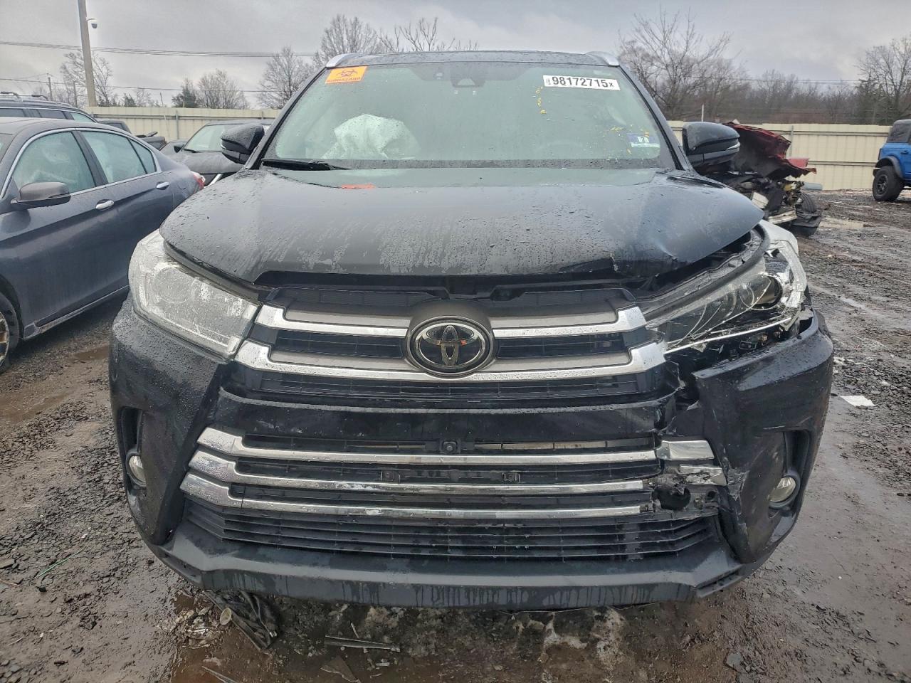 2018 TOYOTA HIGHLANDER LIMITED photo 5