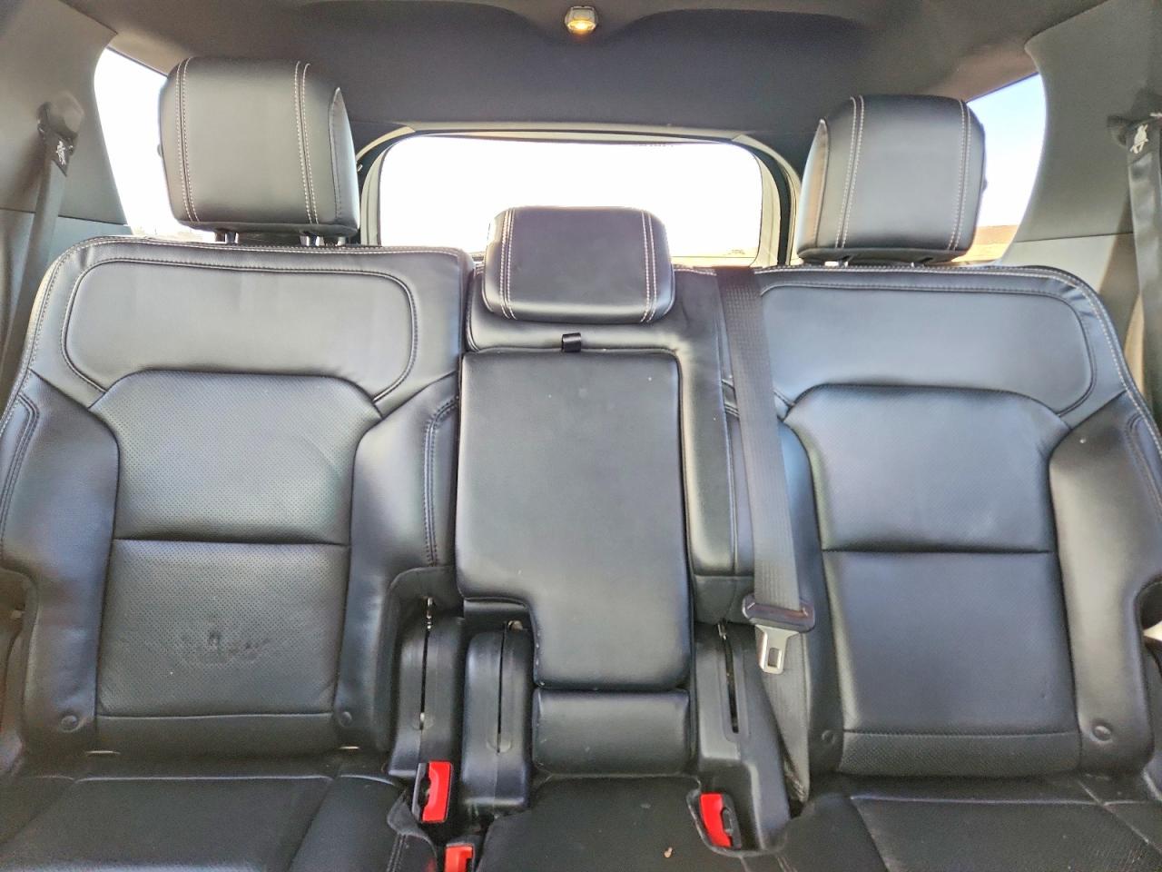 2017 FORD EXPLORER LIMITED photo 10