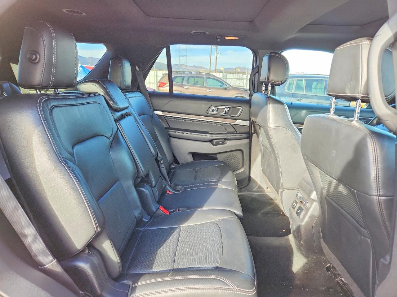 2017 FORD EXPLORER LIMITED photo 11