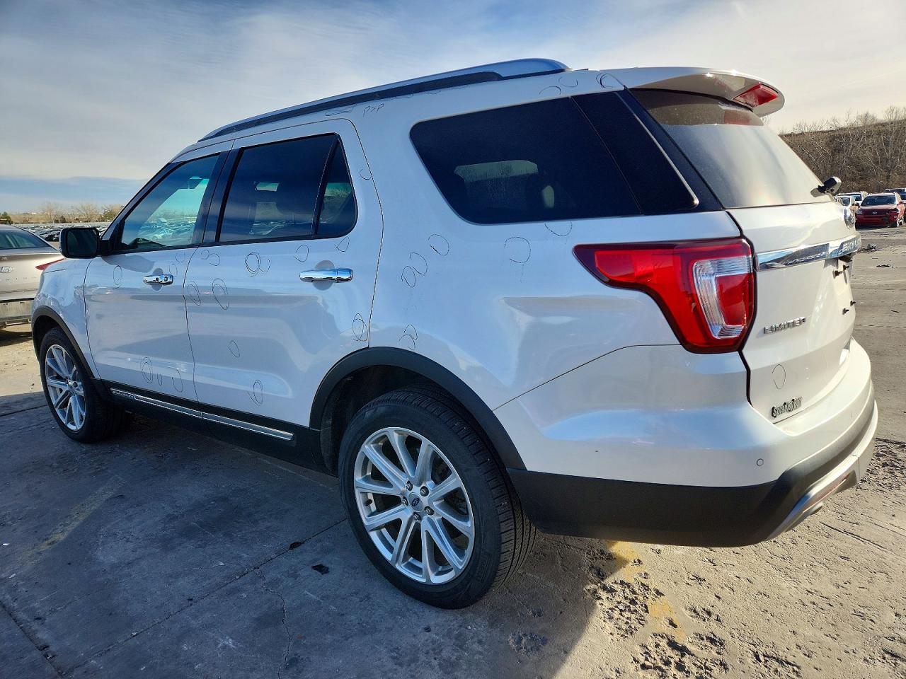 2017 FORD EXPLORER LIMITED photo 2