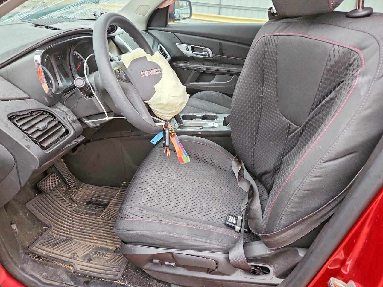 2015 GMC TERRAIN SLE photo 7