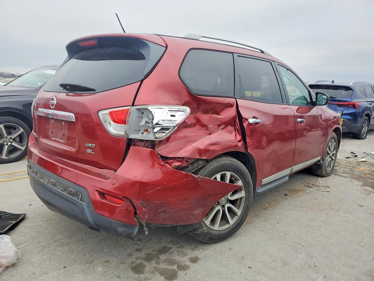 2013 NISSAN PATHFINDER S photo 3