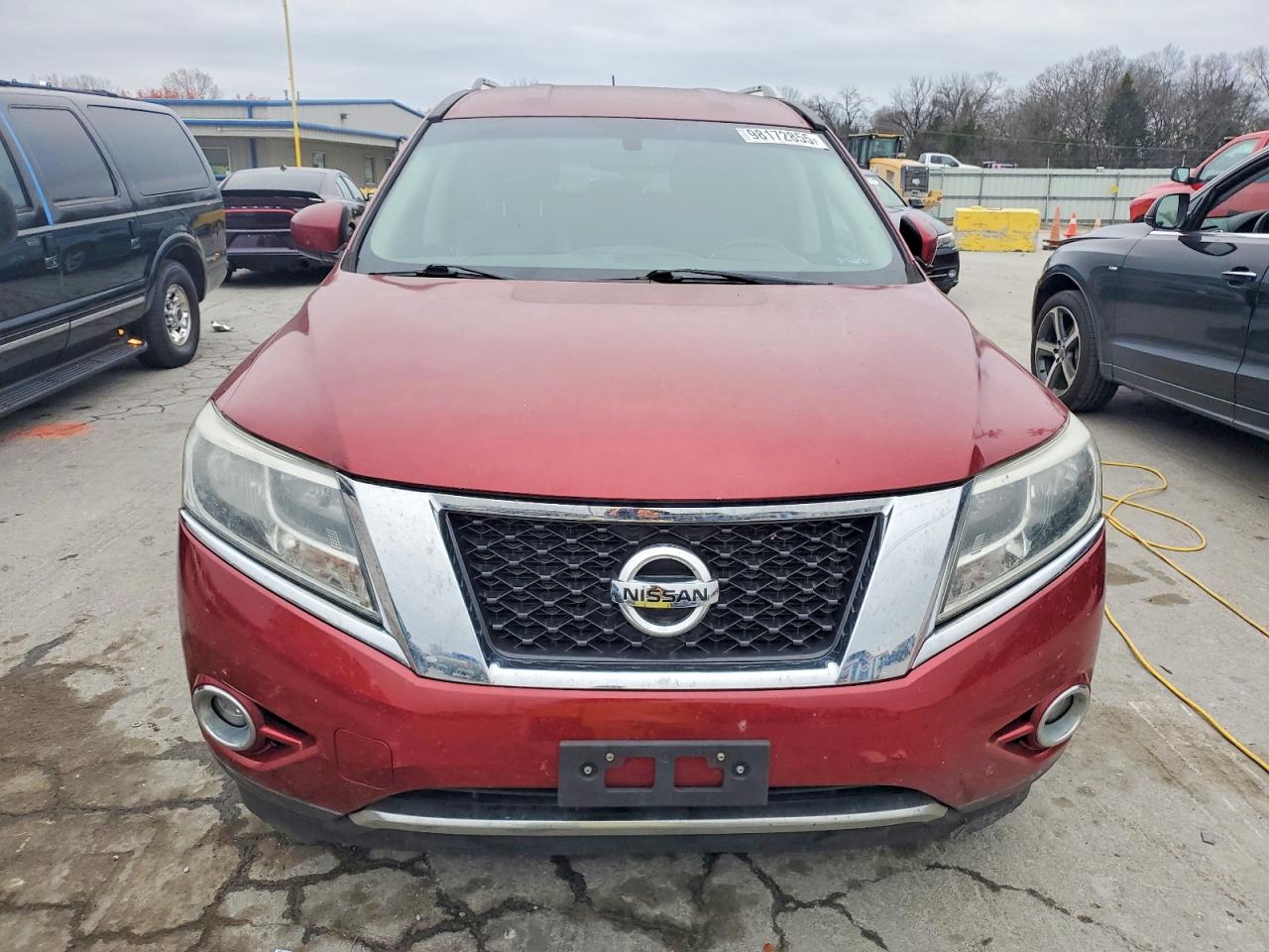 2013 NISSAN PATHFINDER S photo 5