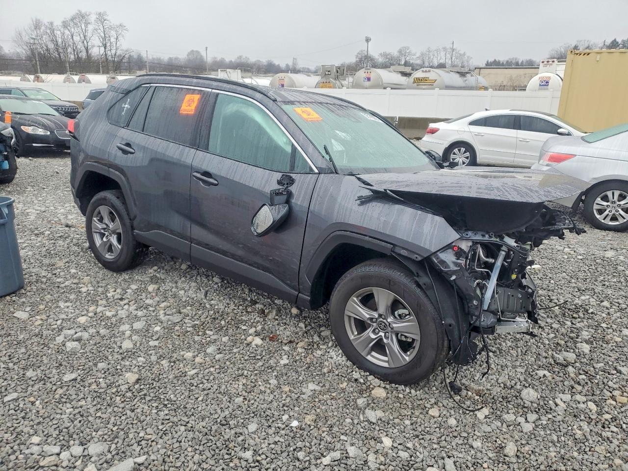 2025 TOYOTA RAV4 XLE photo 10