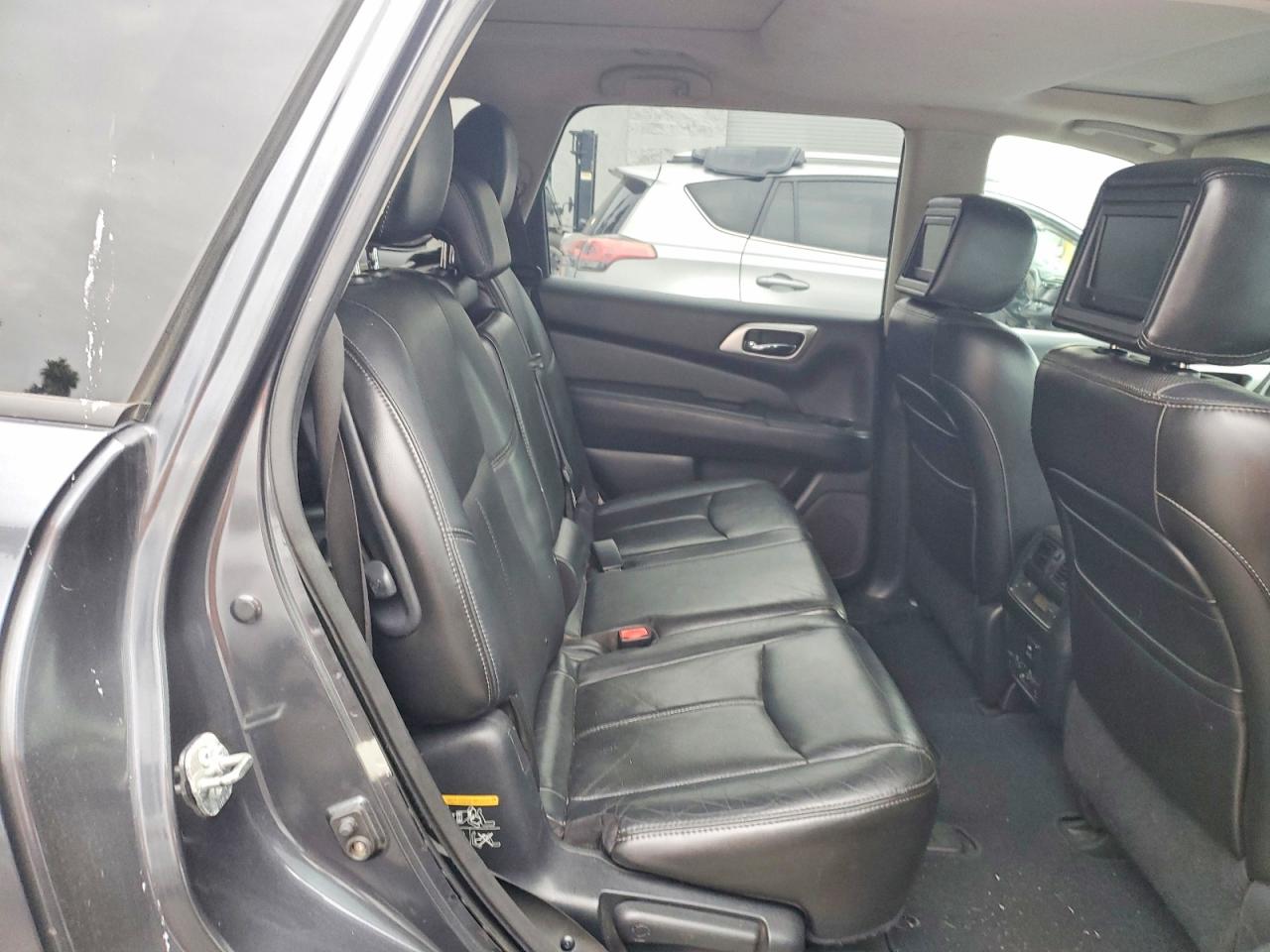 2013 NISSAN PATHFINDER S photo 11