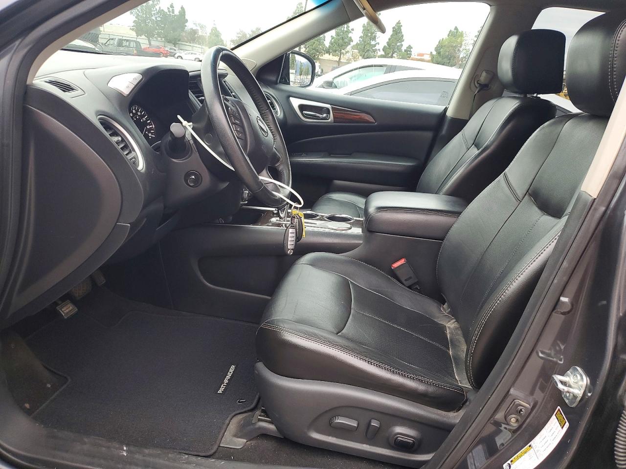 2013 NISSAN PATHFINDER S photo 7