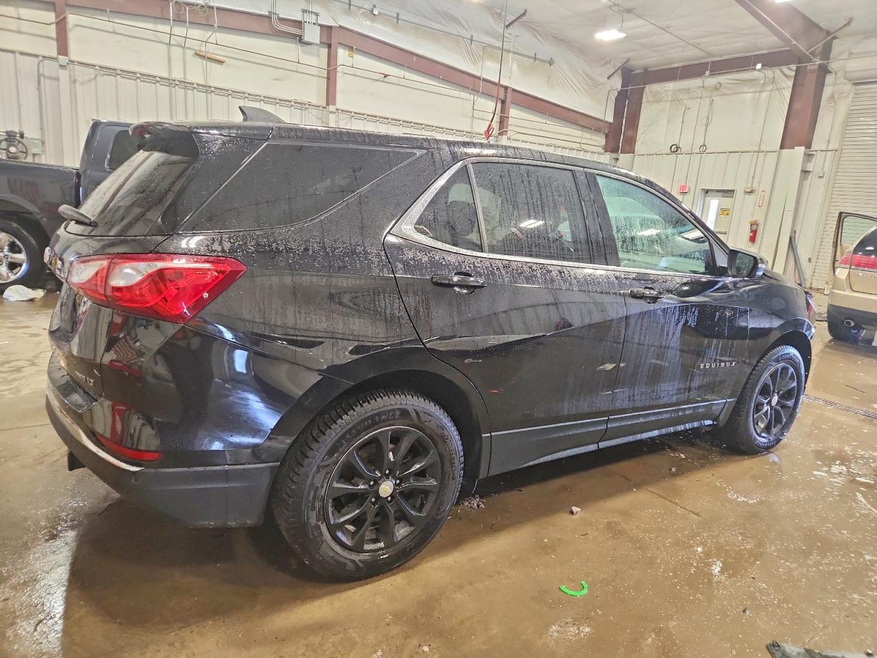 2019 CHEVROLET EQUINOX LT photo 3