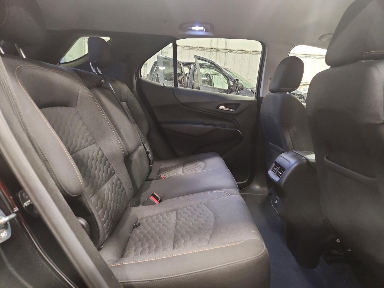 2019 CHEVROLET EQUINOX LT photo 11