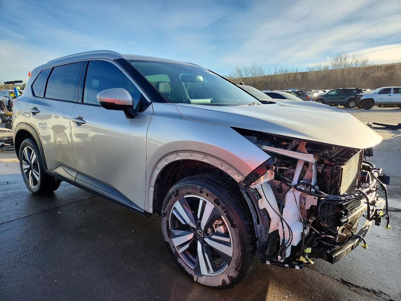 2025 NISSAN ROGUE SL photo 4